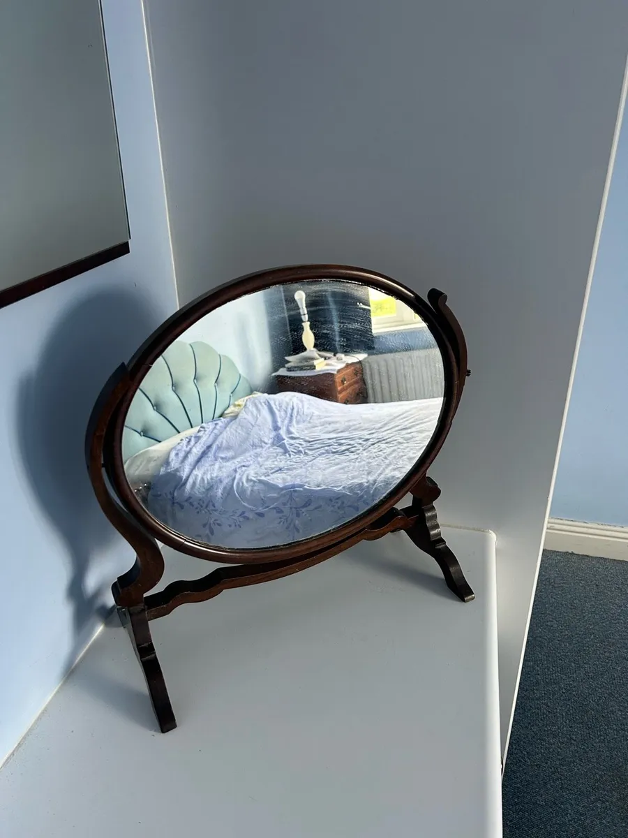 4 Mirrors - Image 3