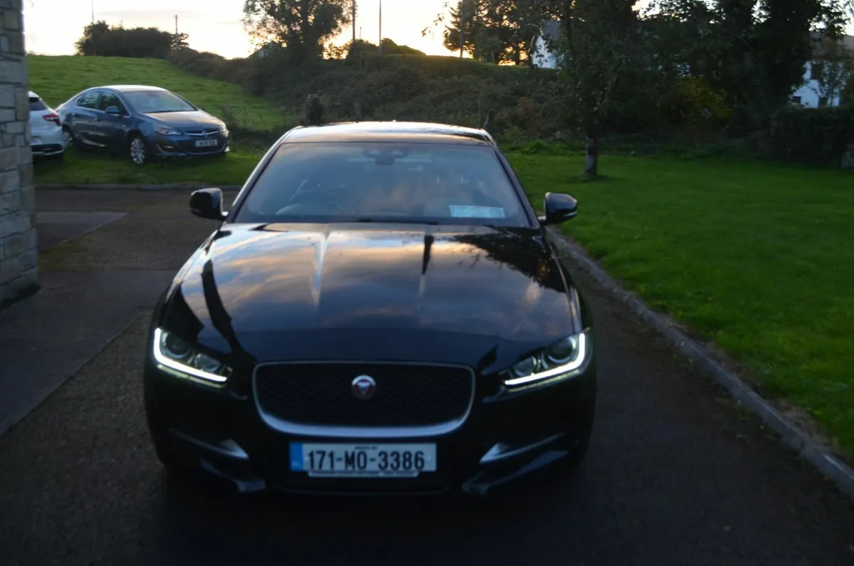 Jaguar XE 2017 - Image 2