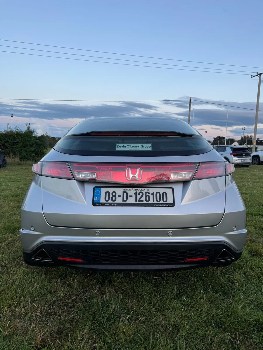 Honda Civic Exclusive low miles - Image 3