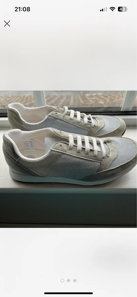 River Island Trainers. - Image 1
