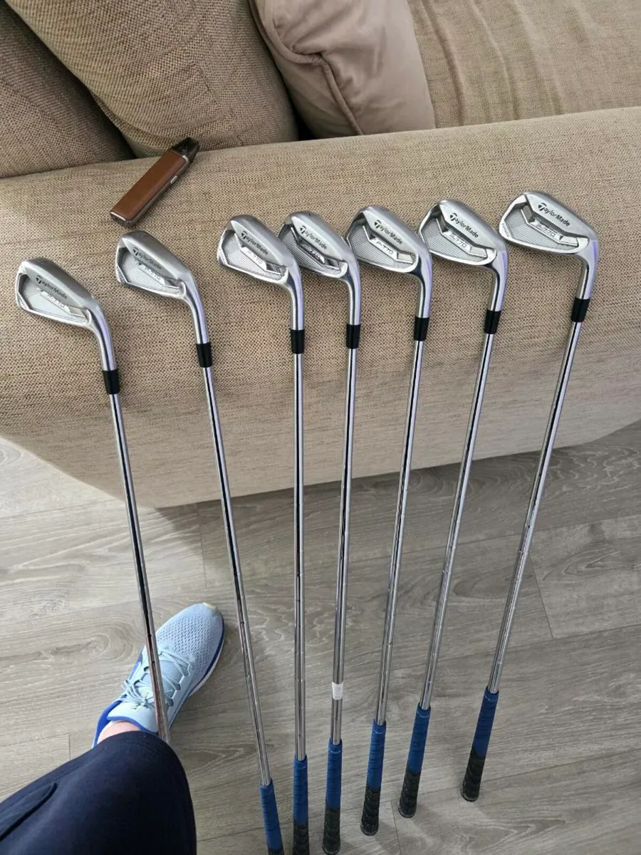 Taylormade p770 irons - Image 1