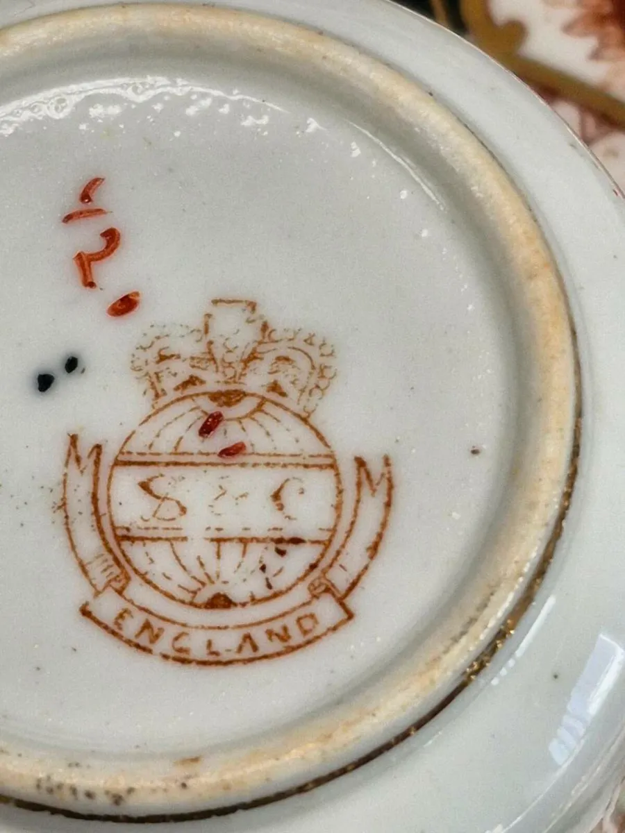 A butefill China tea set - Image 4