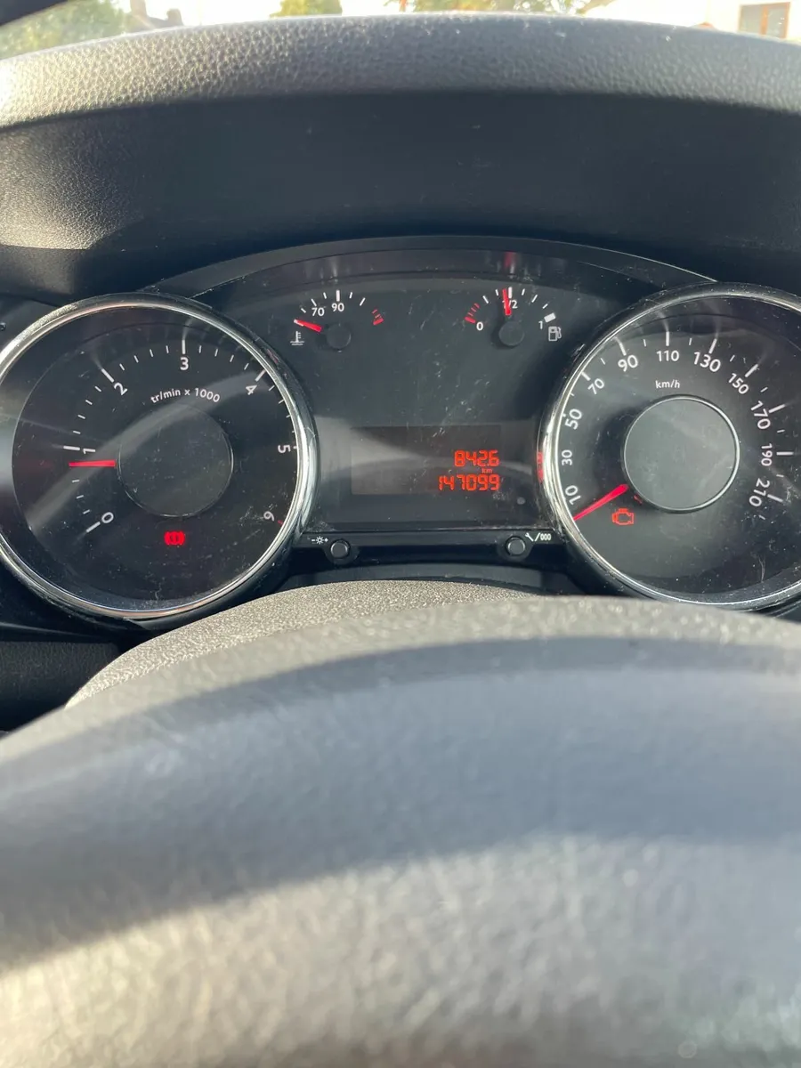 Peugeot 3008 2011 - Image 2
