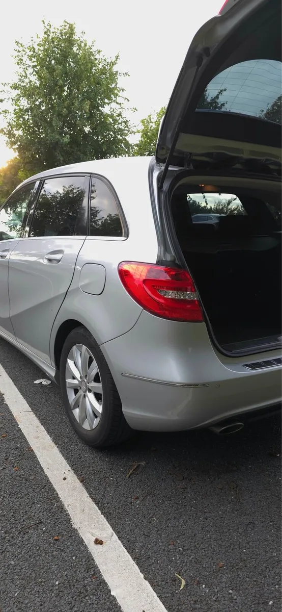 Mercedes B Class Automatic - Image 4
