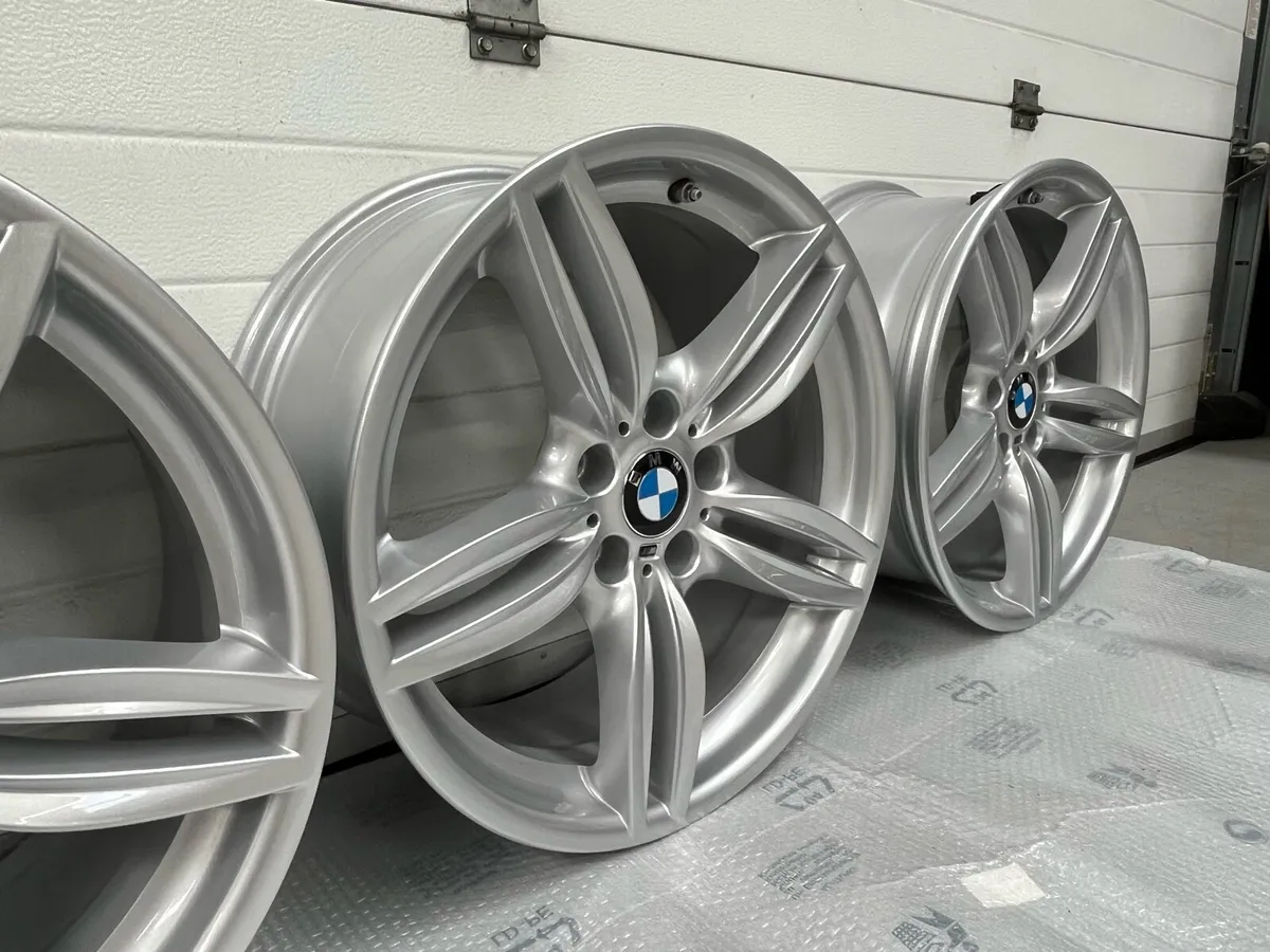 19” Genuine 351M alloys - Image 2