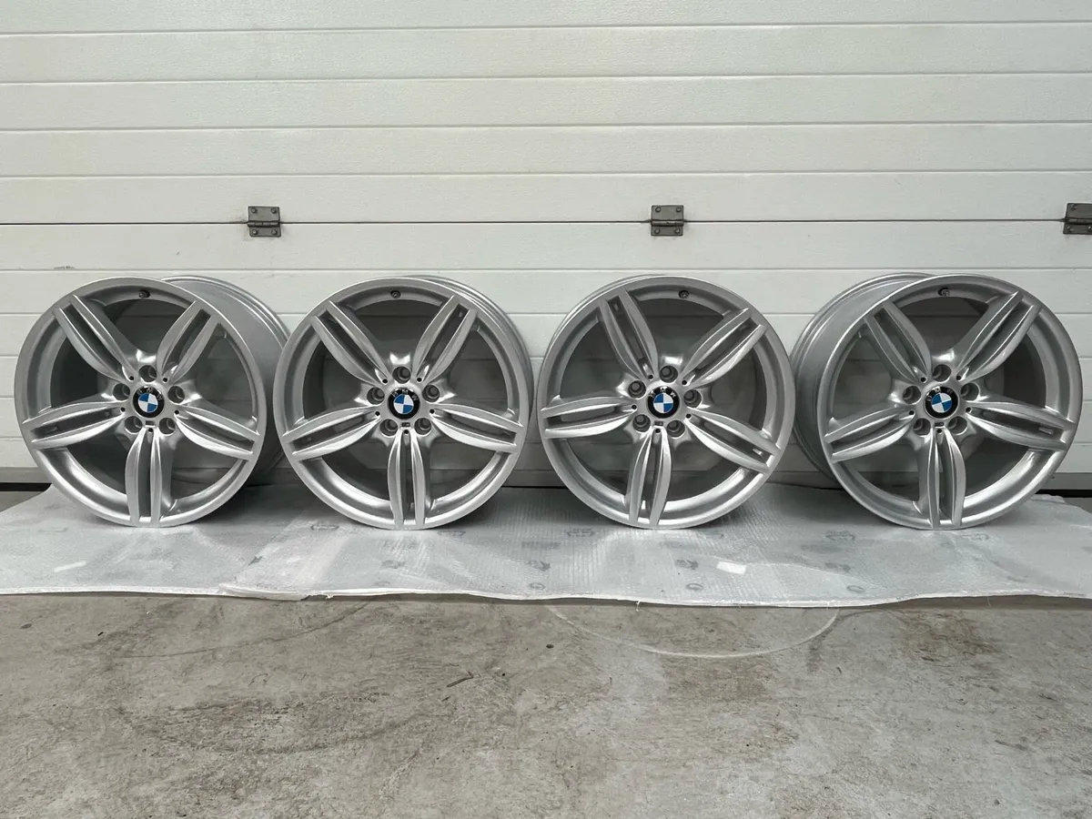 19” Genuine 351M alloys - Image 3