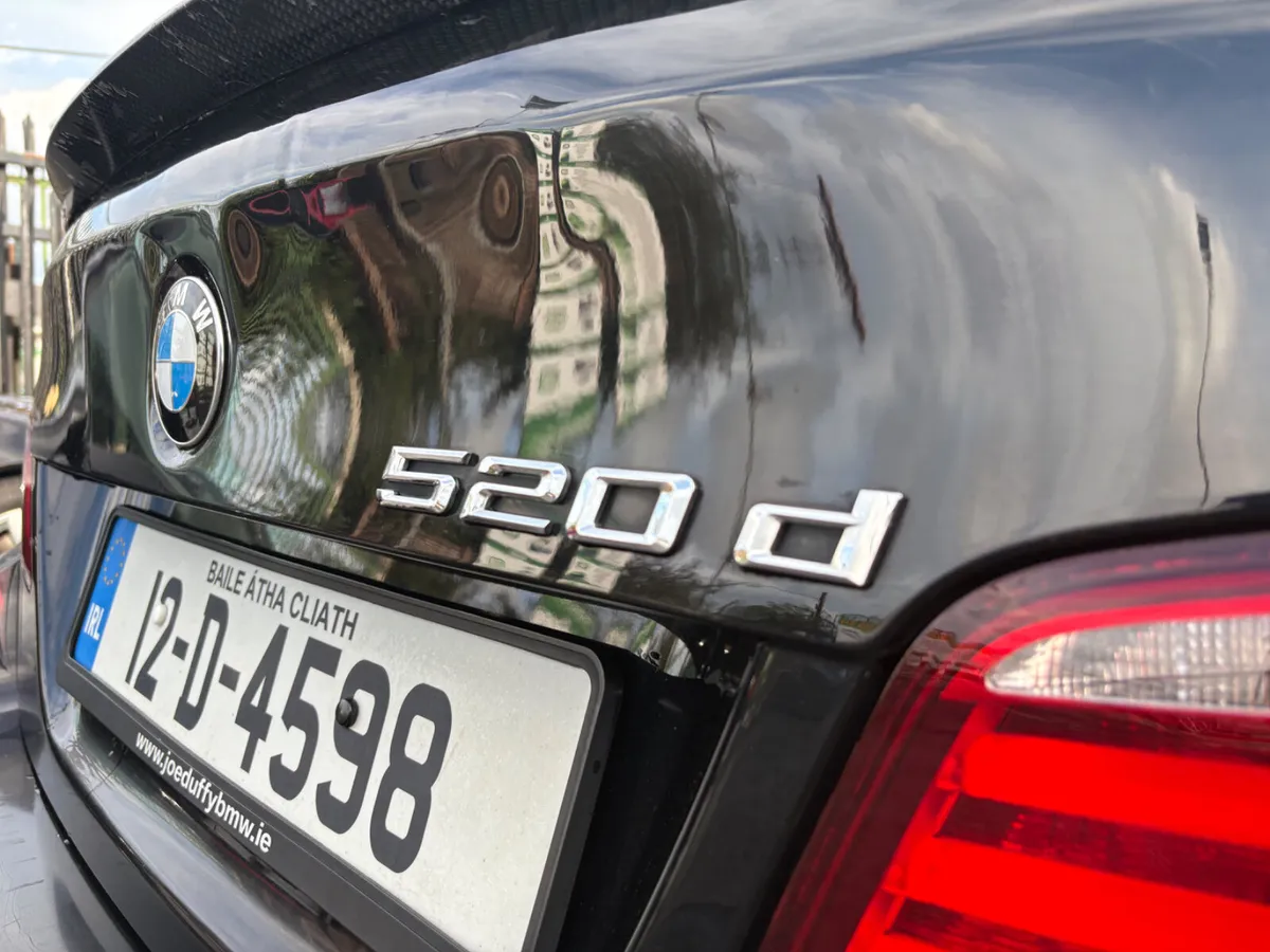 BMW 5-Series 2012 AUTO - Image 4