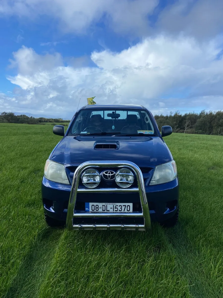 Toyota hilux - Image 2