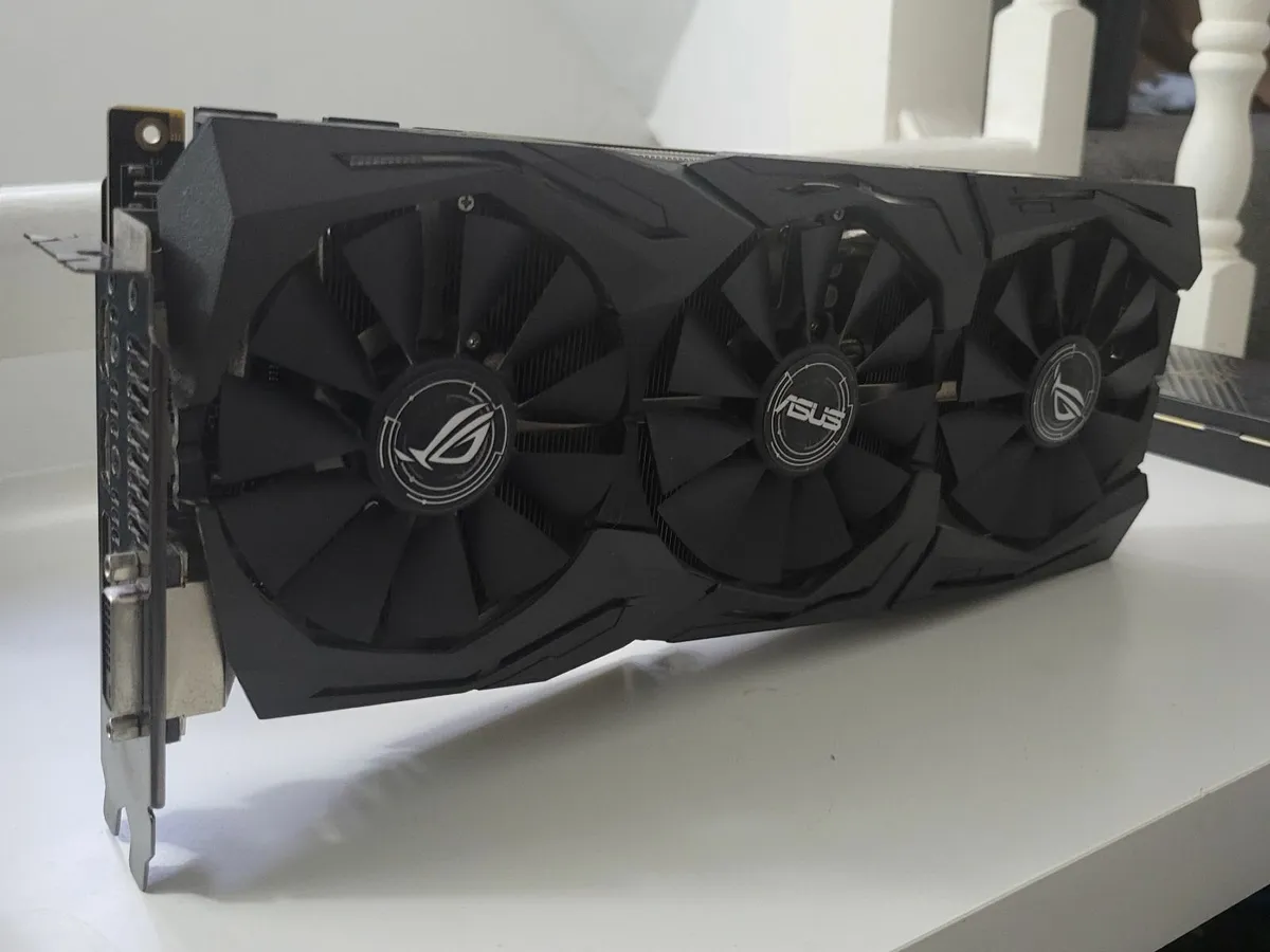 Asus ROG Strix Geforce GTX 1080 8gb OC Graphics Ca - Image 1