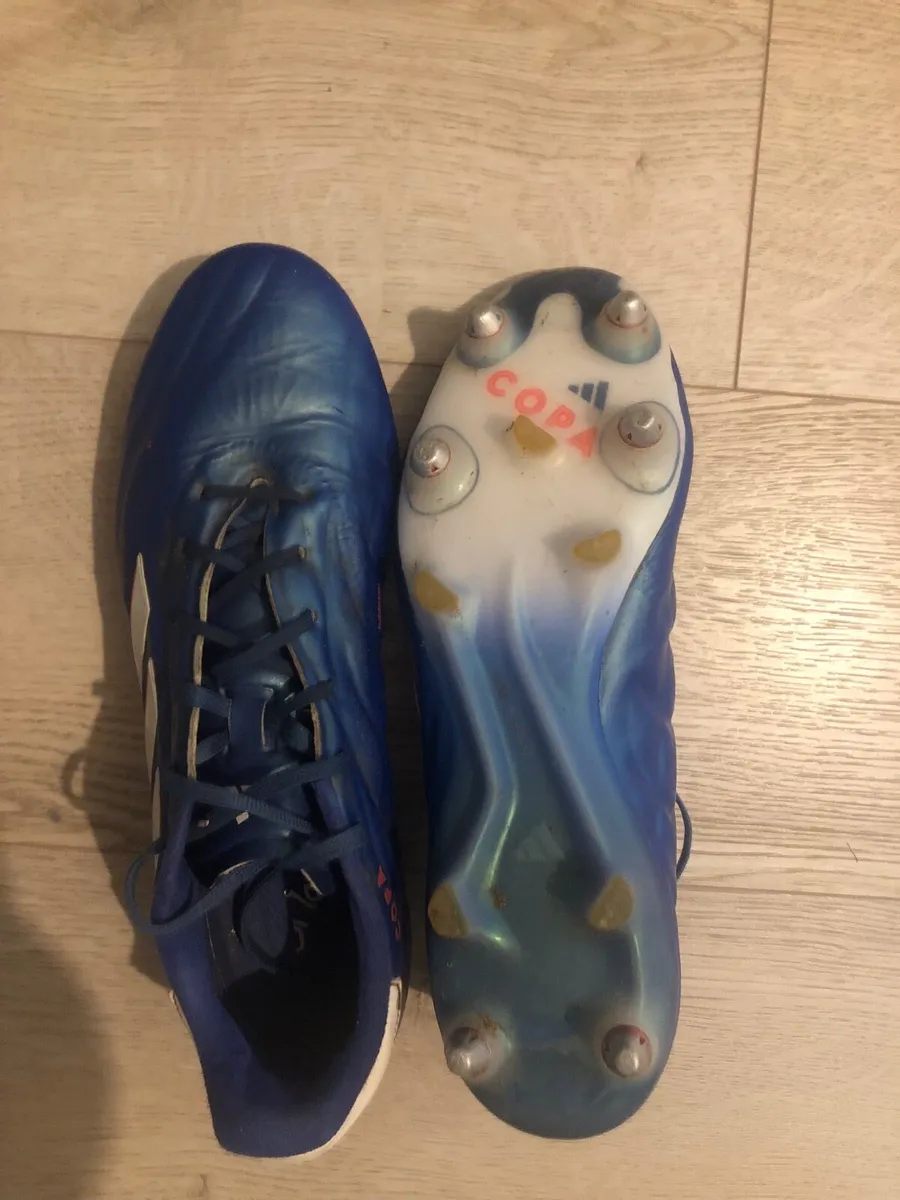 Football boots - Image 4