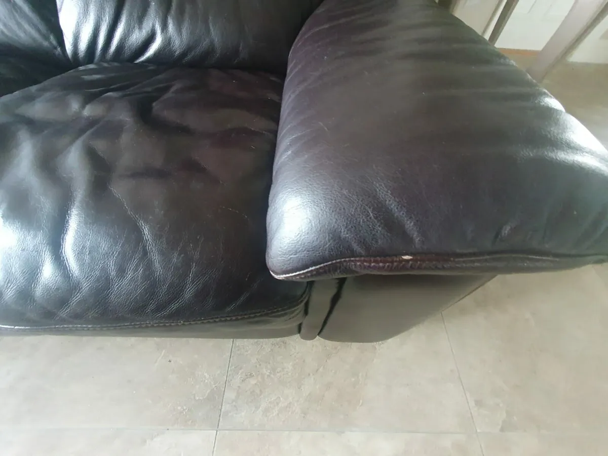 3 seater - Image 2