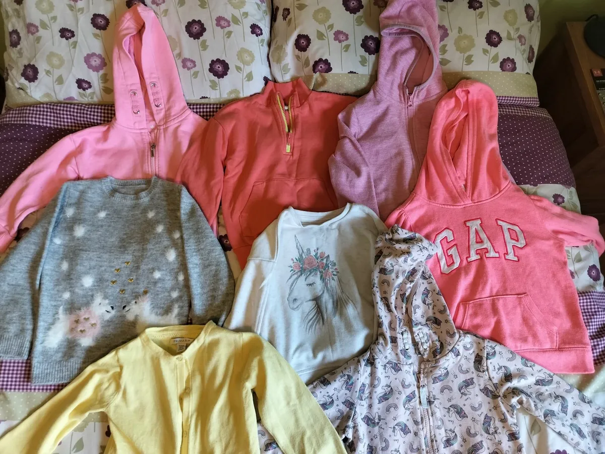 Girls bundle aged 4-5 years with blue jacket - Image 4