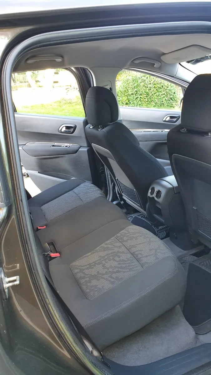 Peugeot 3008 2011 - Image 3
