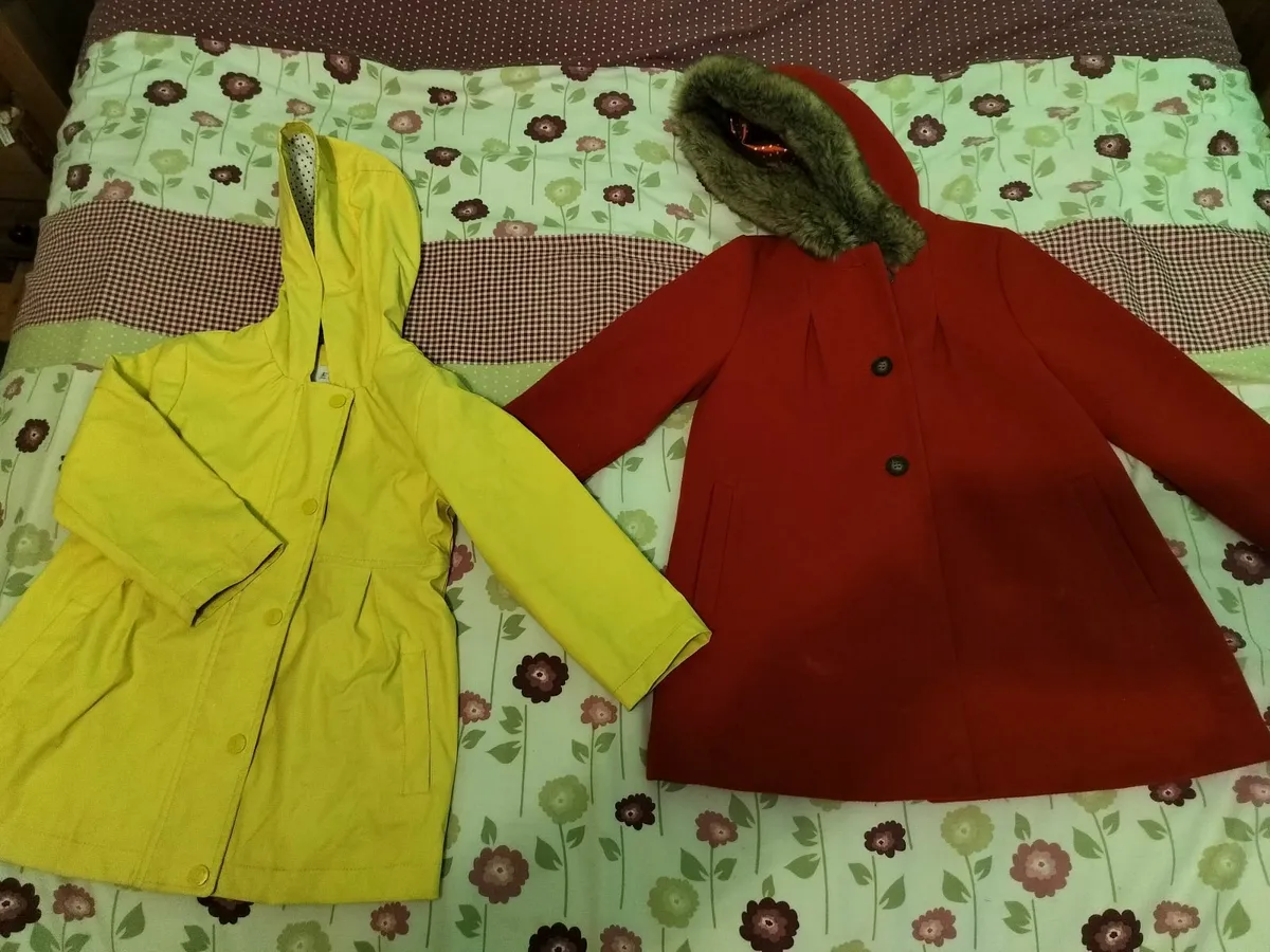 Girls bundle aged 4-5 years with red coat - Image 2