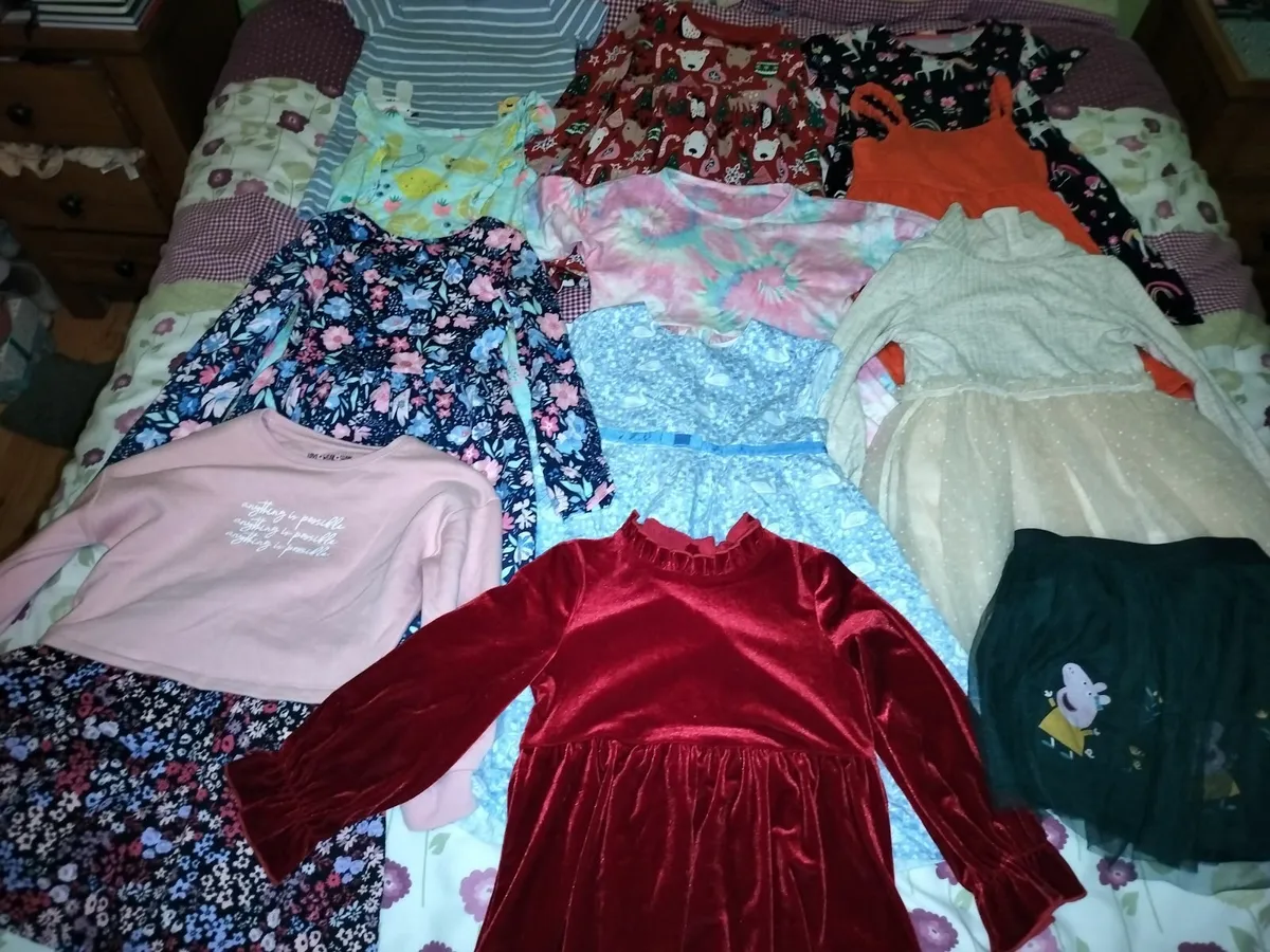 Girls bundle aged 4-5 years with red coat - Image 3