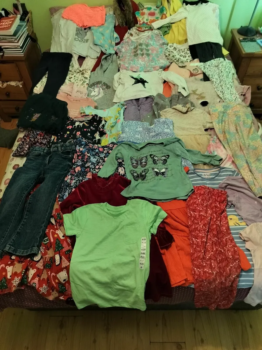 Girls bundle aged 4-5 years with red coat - Image 1