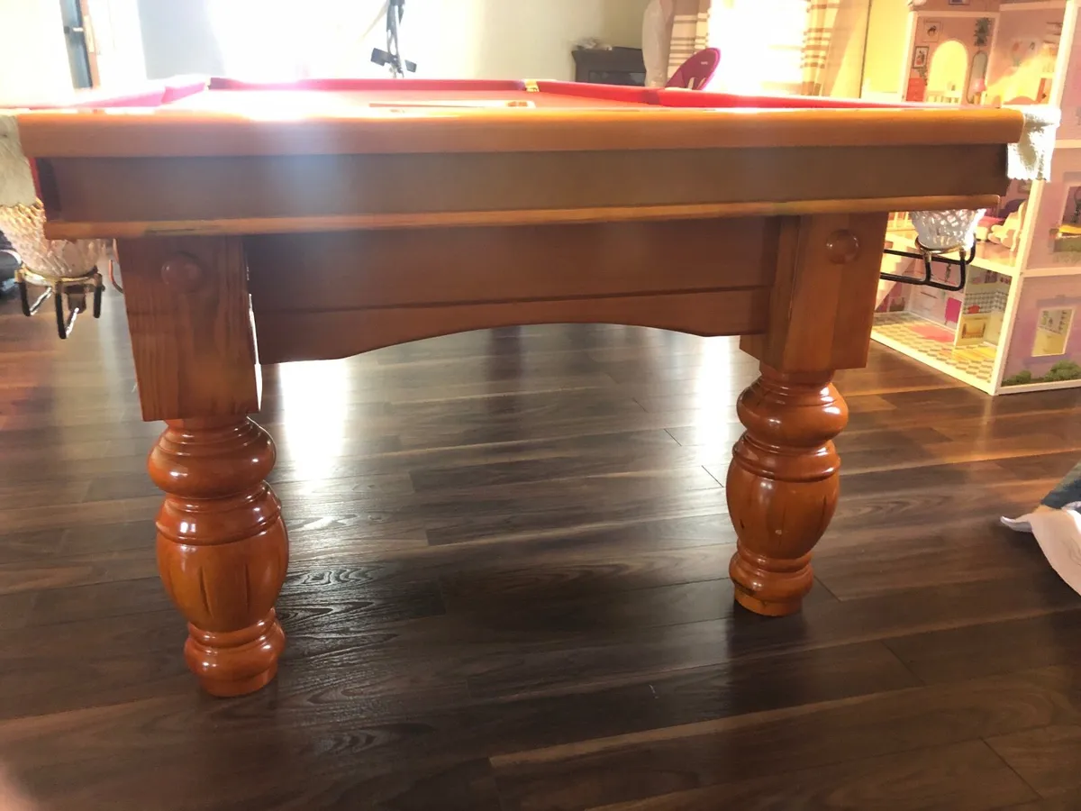 9ft x 4.5ft Solid Oak Snooker/Pool Table - Image 2