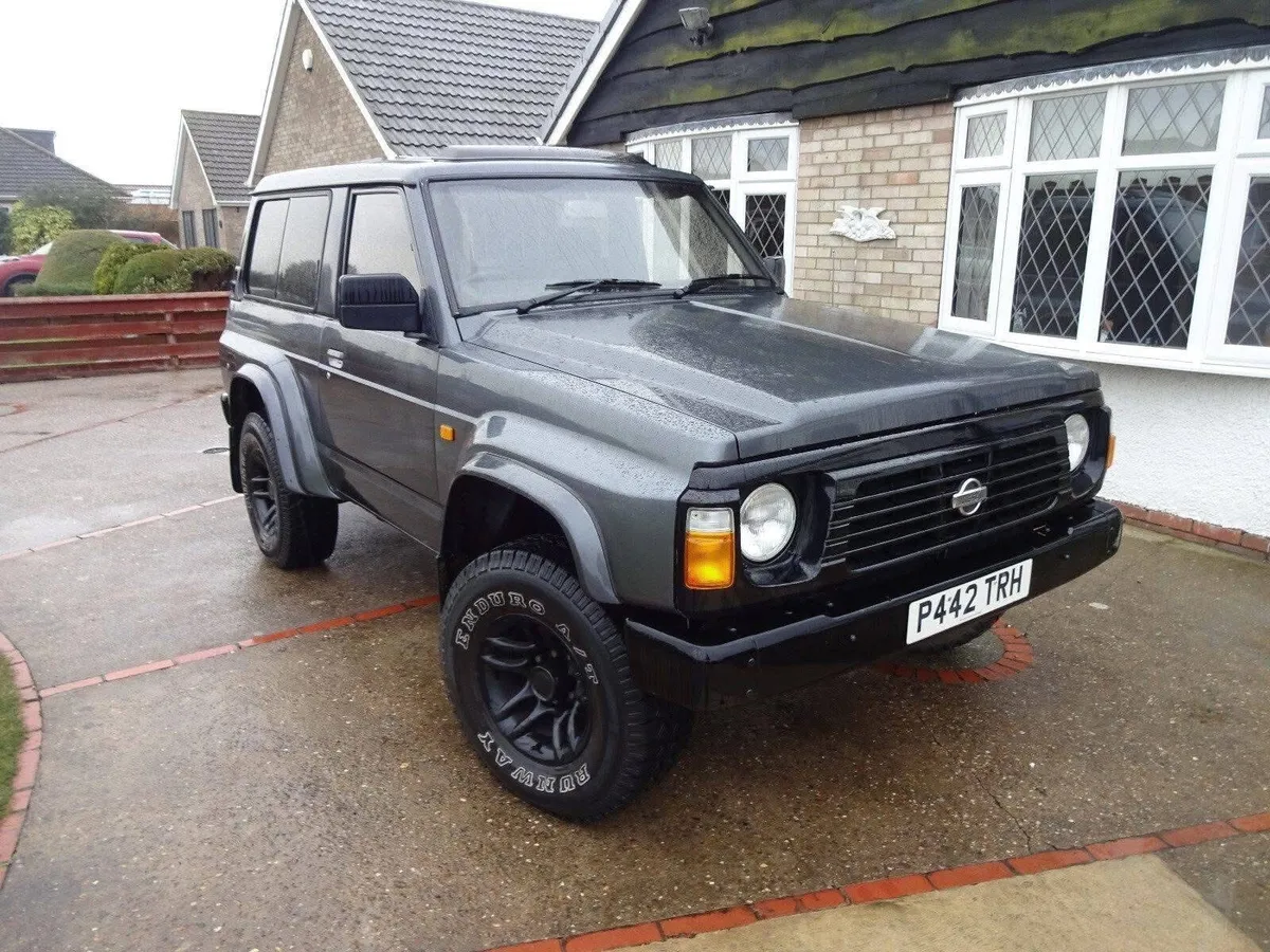 Nissan Patrol Y60 - Image 4