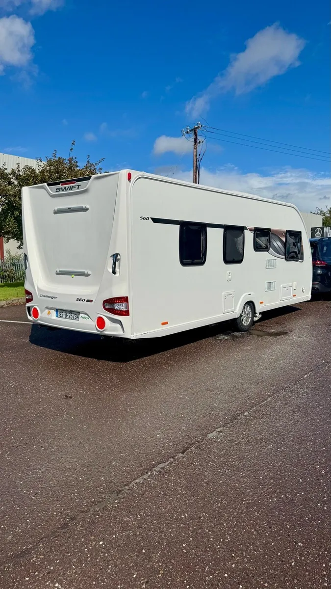 ✨STUNNING SWIFT CHALLENGER EXCLUSIVE 4 BERTH ✨ - Image 3
