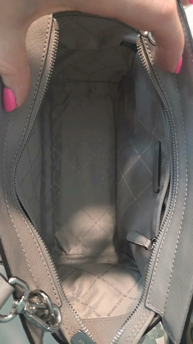 Michael Kors Selma - Image 4