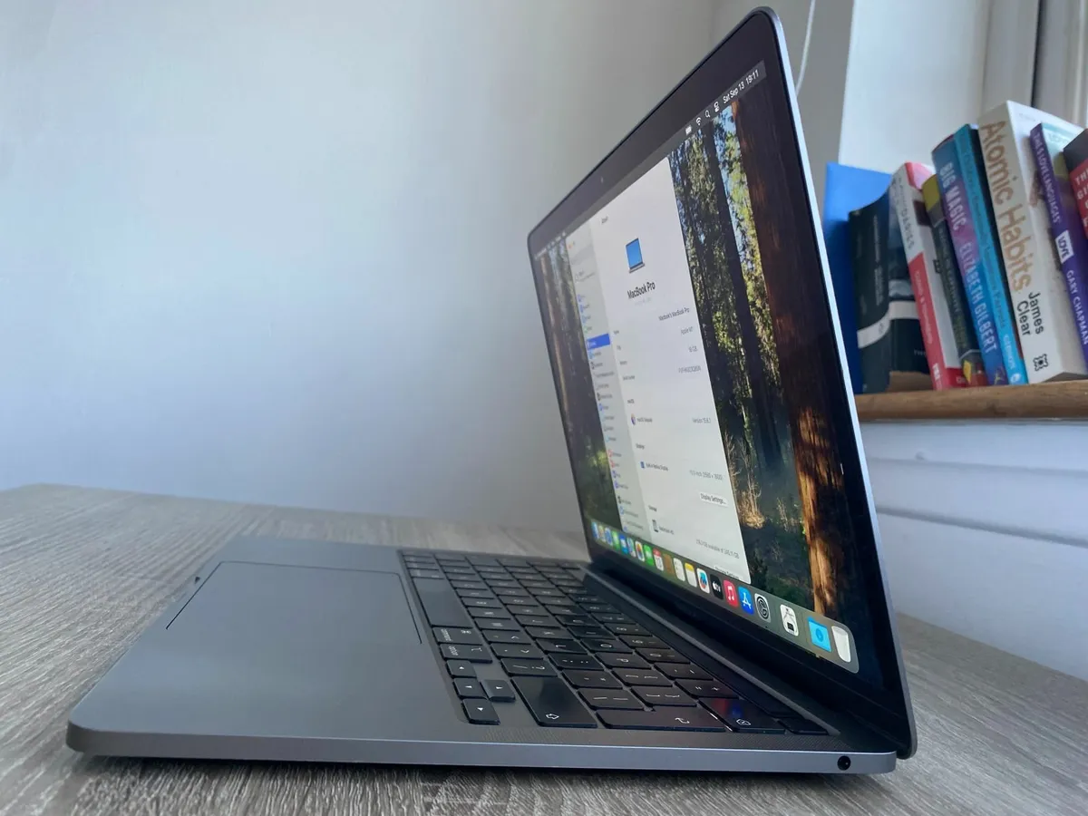 Macbook Pro 13 (2020) M1 | 16GB | 256GB - Image 4