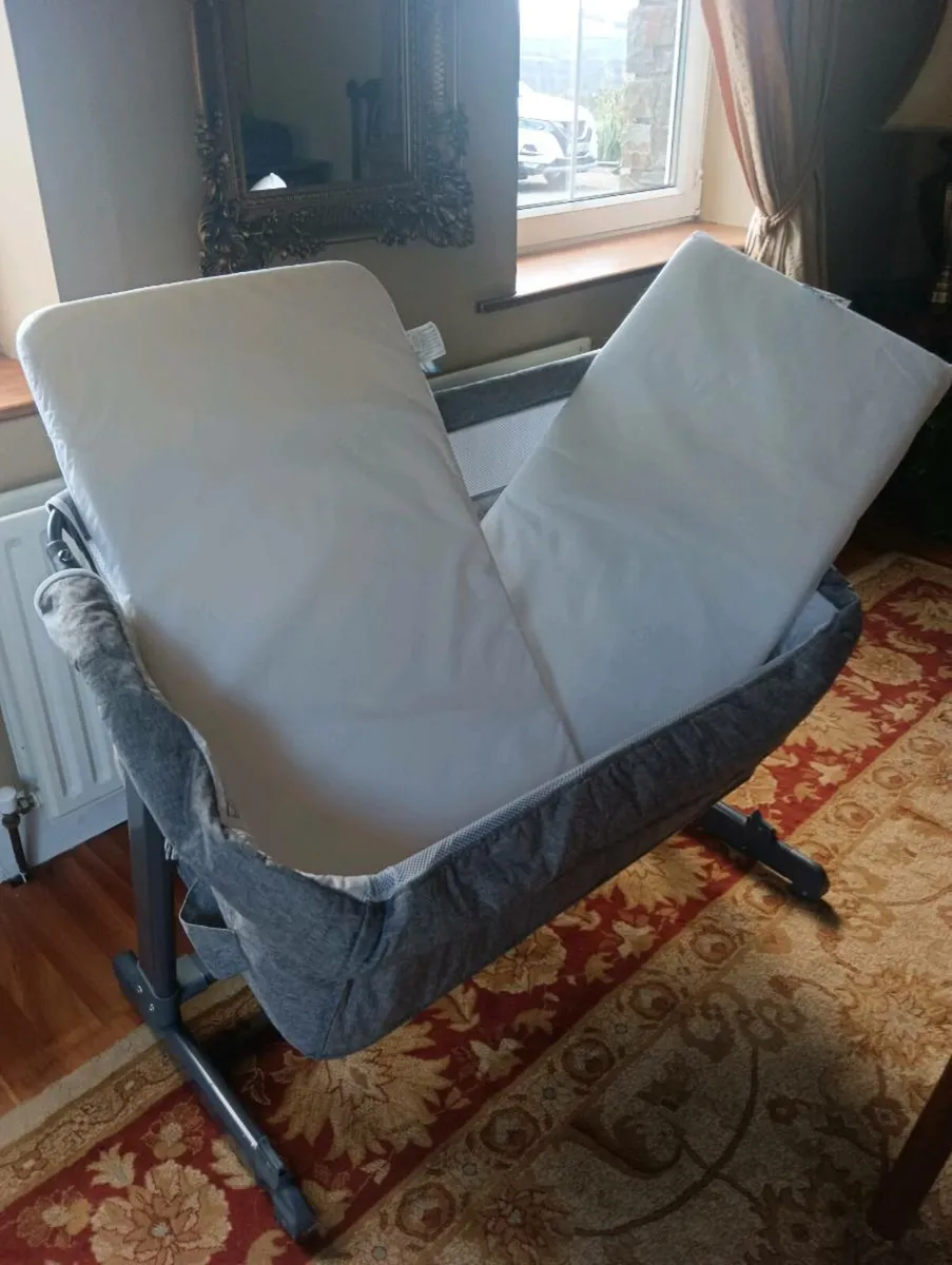 Baby side by side bed , buggy,bath car seat . - Image 3
