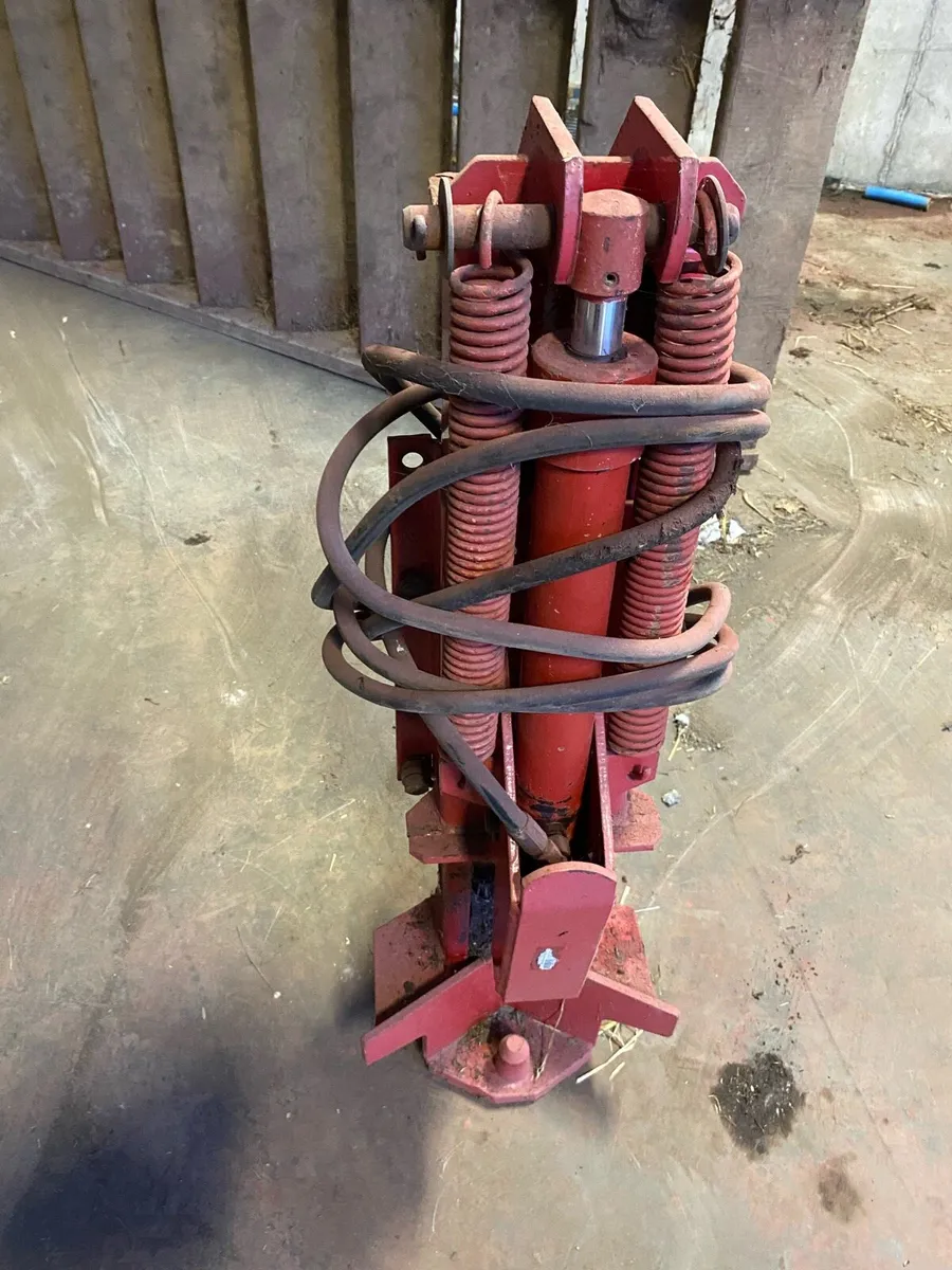Jf  900 pick up hitch - Image 2