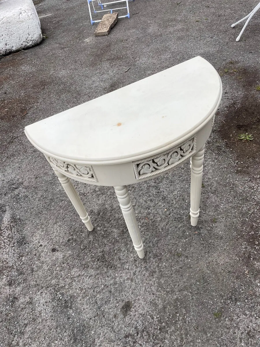 Hall table - Image 1