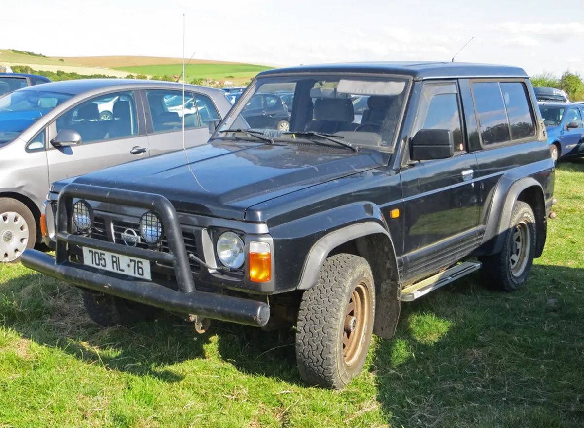 Nissan Patrol Y60 - Image 4