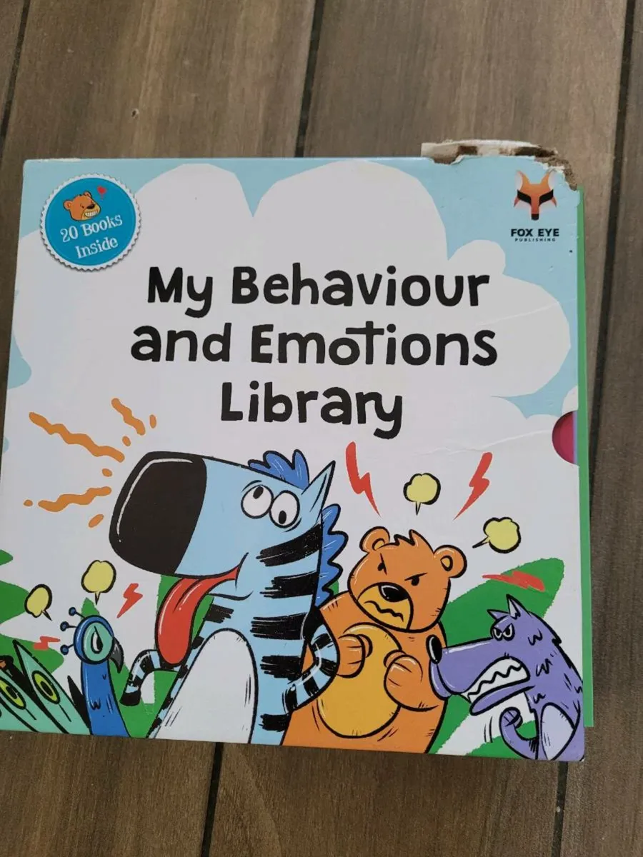 Kids book bundle - Image 3