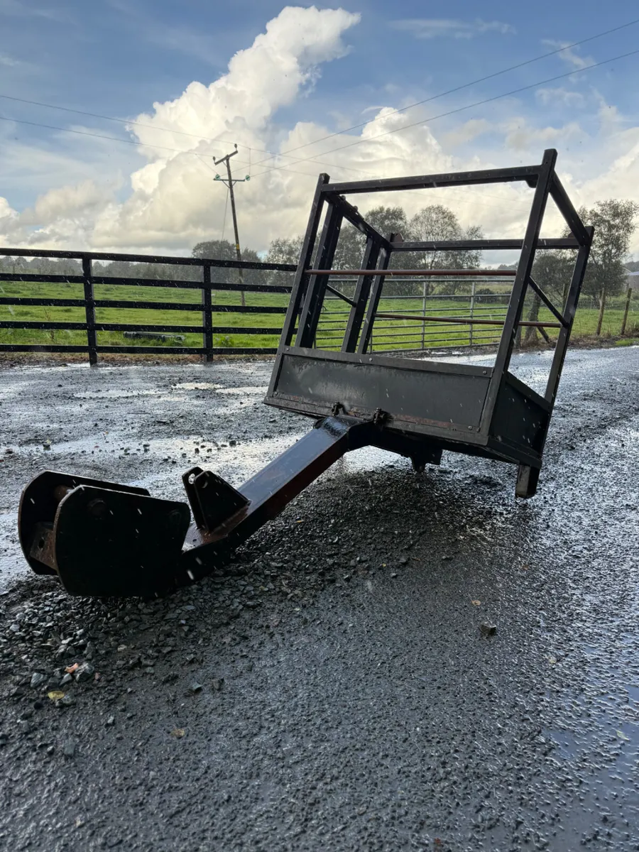 Digger Man Basket - Image 1