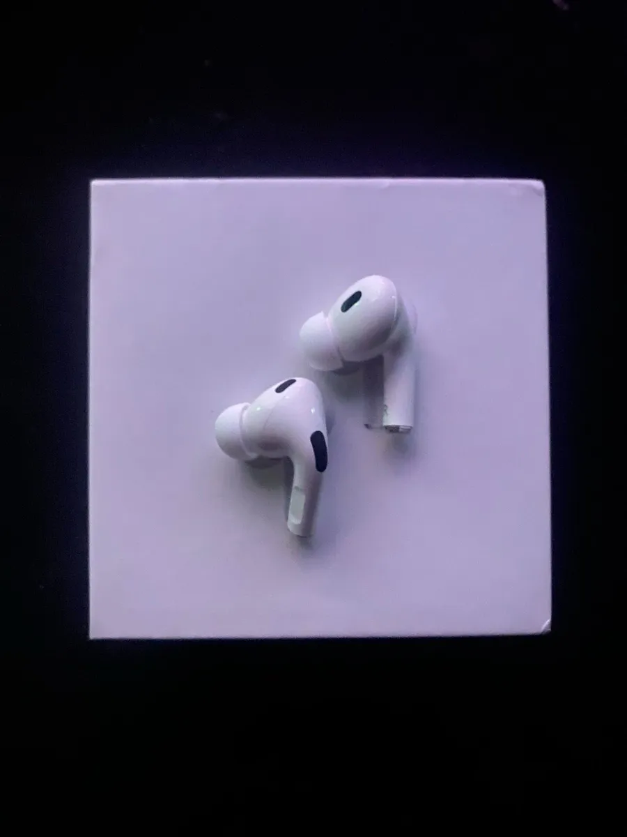 Apple air pods generation 2 - Image 4