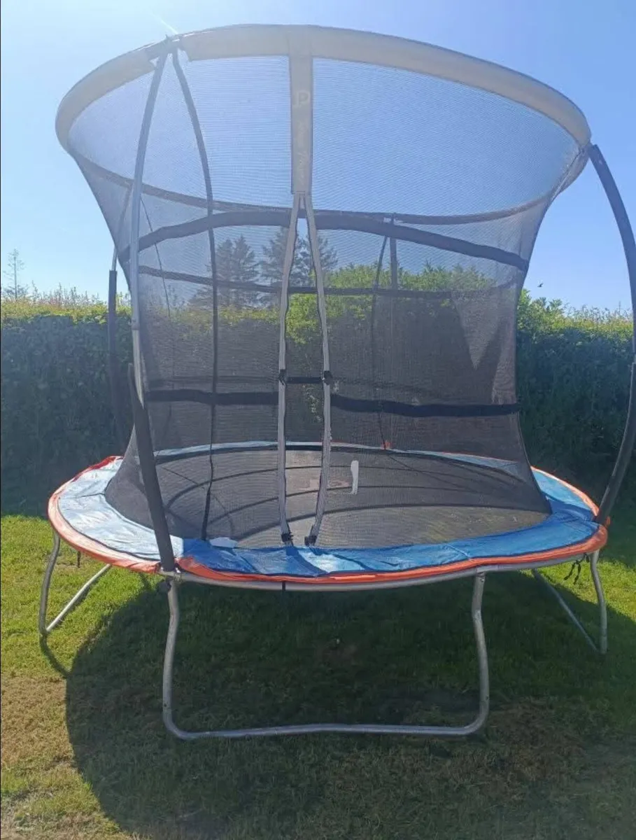 Trampoline - Image 2