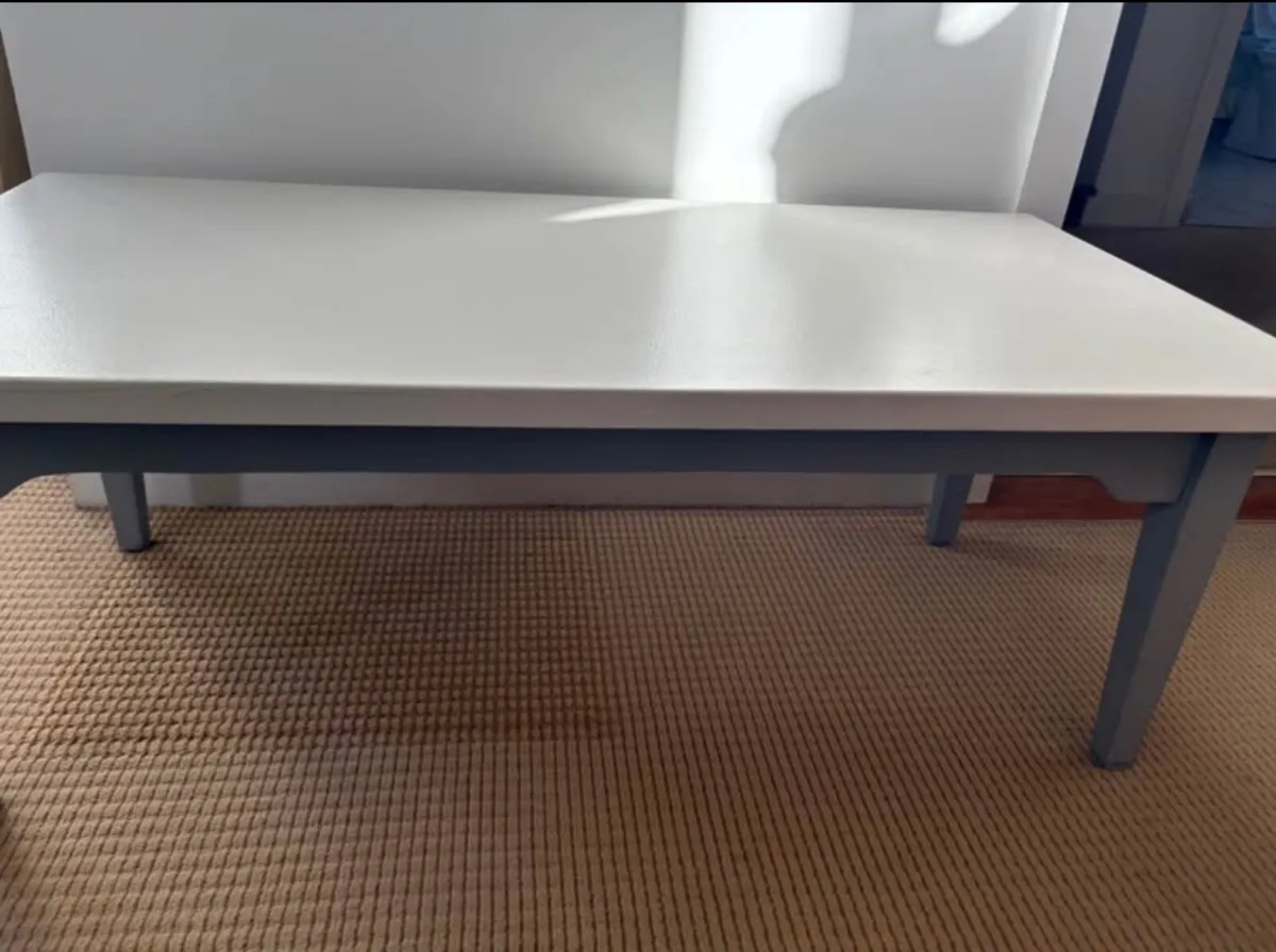Furniture and chairs - Image 2
