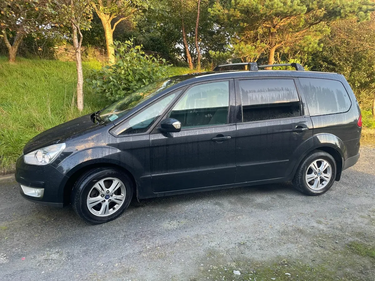 Ford Galaxy 2010 - Image 1