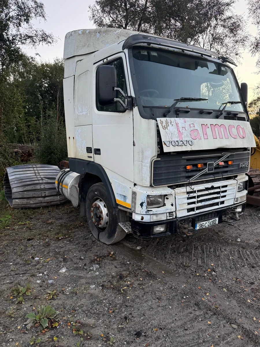 Volvo fh12 v1 tracks not included - Image 3