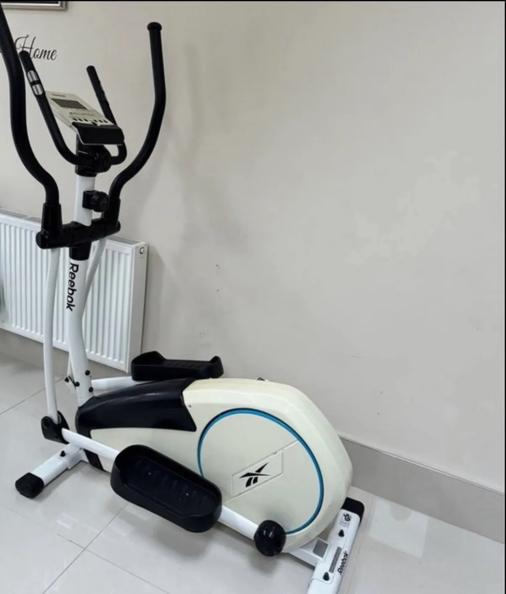 Reebok cross trainer exercise bike - Image 1