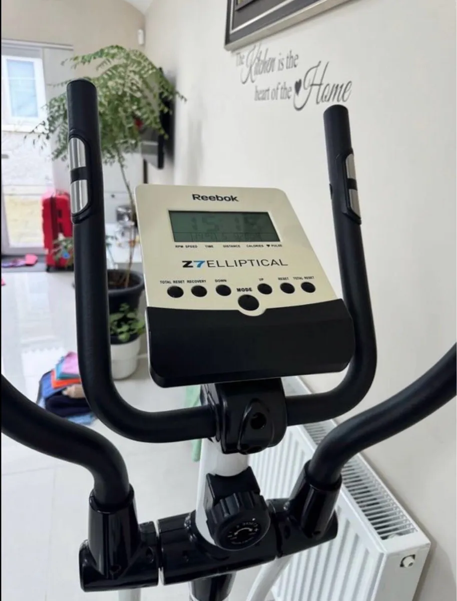 Reebok cross trainer exercise bike - Image 4