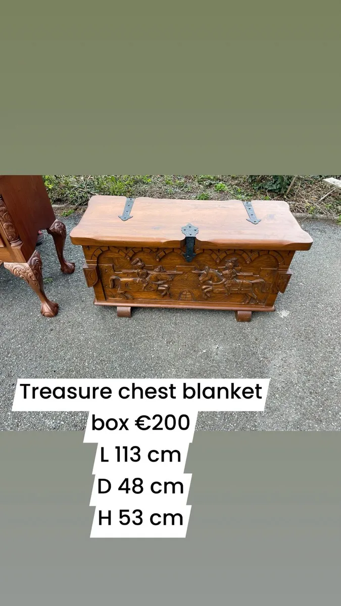 Hand crafted storage box / blanket box - Image 2