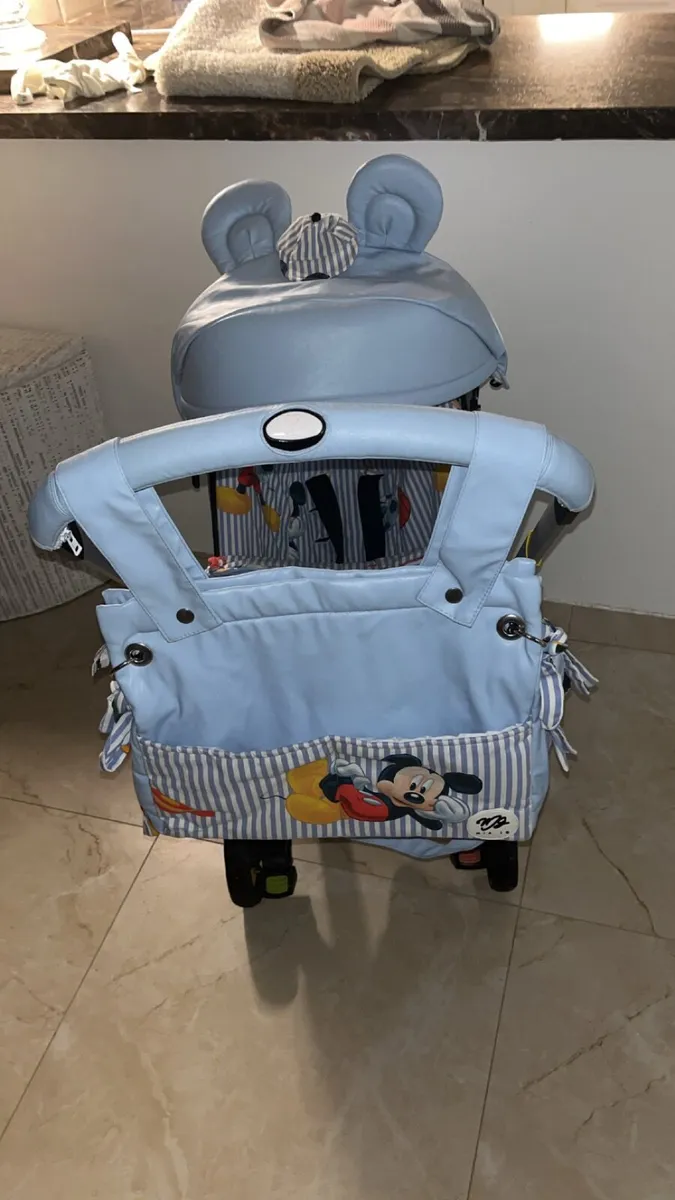 Doona carseat/buggie micky mouse cover - Image 3