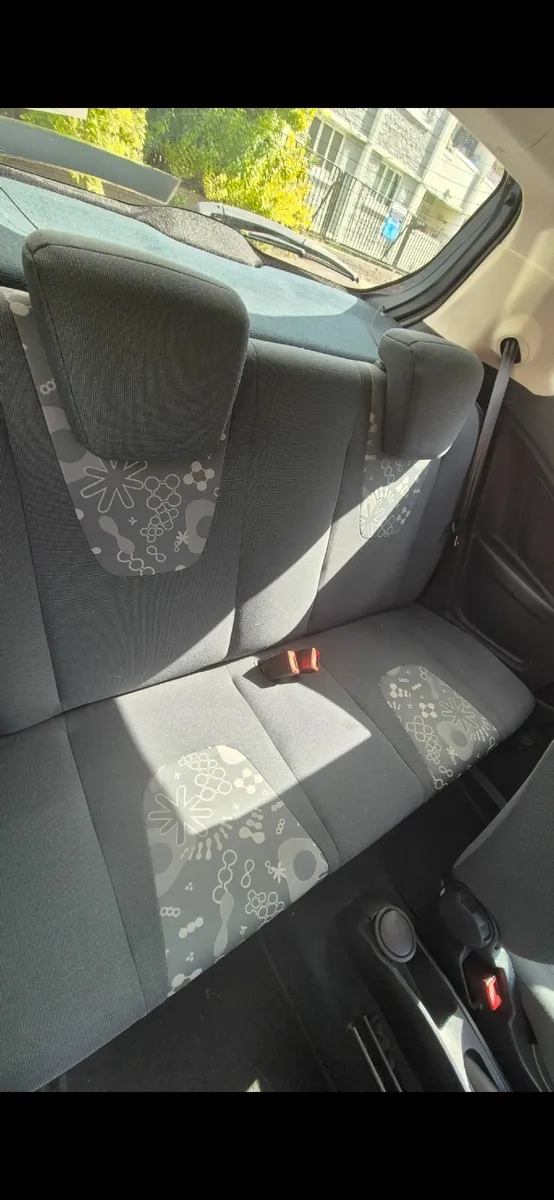 Ford KA 2011 - Image 3