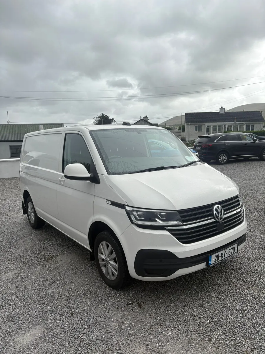 Volkswagen Transporter 2021 - Image 1