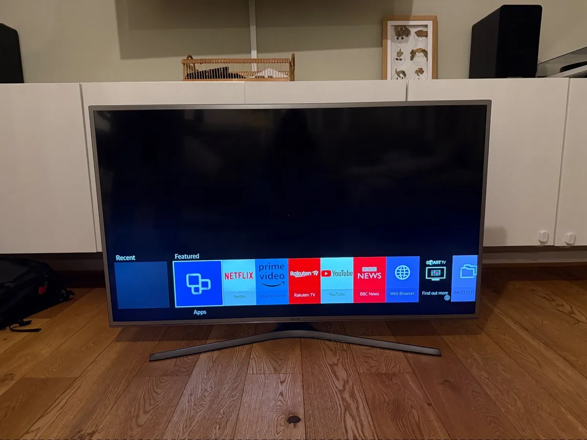 Samsung tv 50-inch 4K Ultra HD LED TV. - Image 1