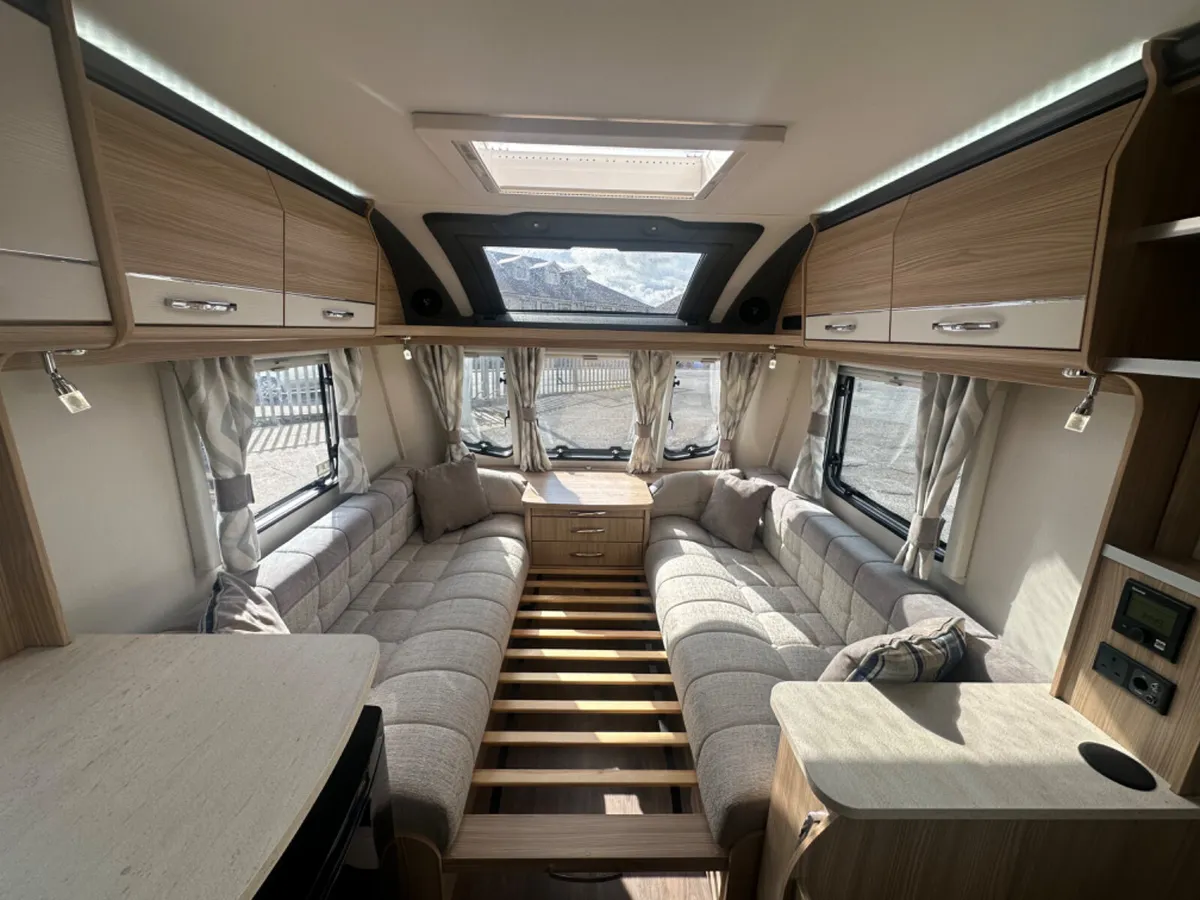 👌 2018 Coachman 6 berth Motor Mover 👌 - Image 4