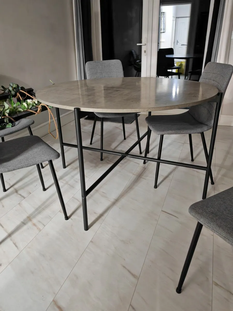 Kitchen Table Concrete Effect with Metal Legs - Image 1