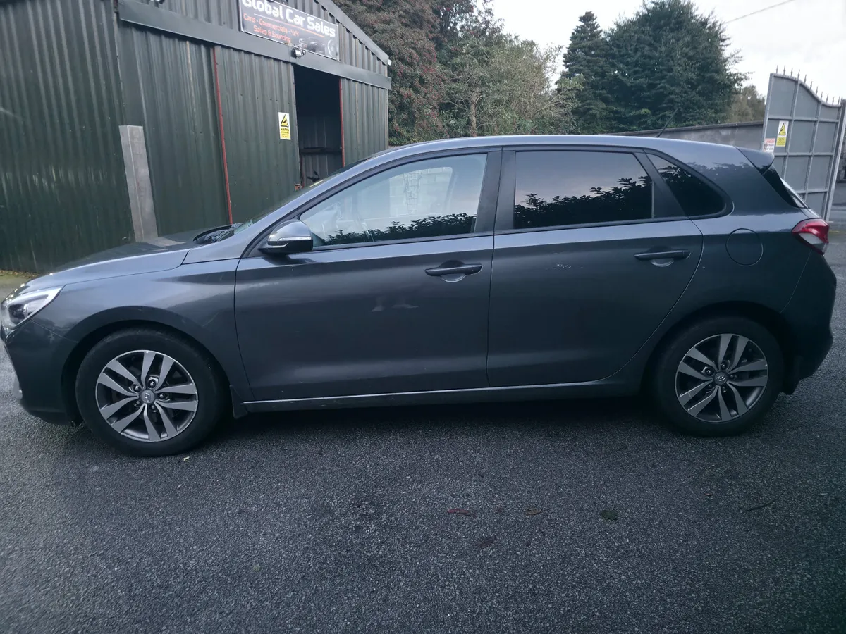 Hyundai i30 2017 - Image 4