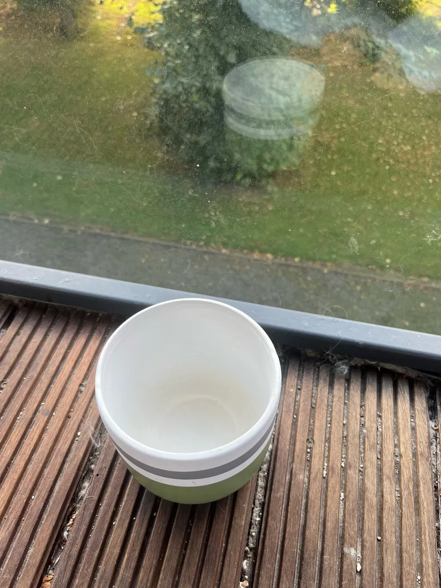 Set of decorative plant pots - Image 4