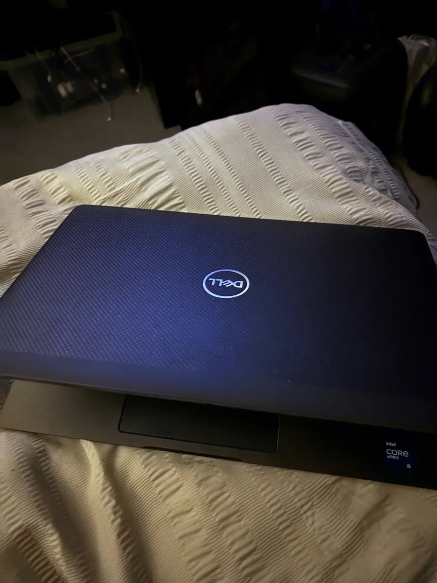 Dell Latitude 7420 - i5 1145G7 - 16GB Ram - 256GB - Image 2