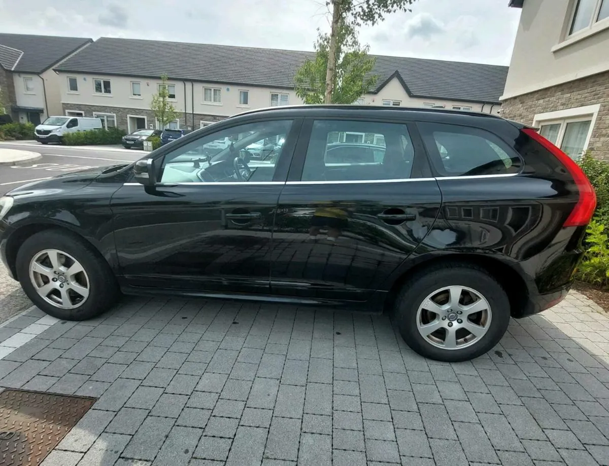 Volvo XC60 - Image 4