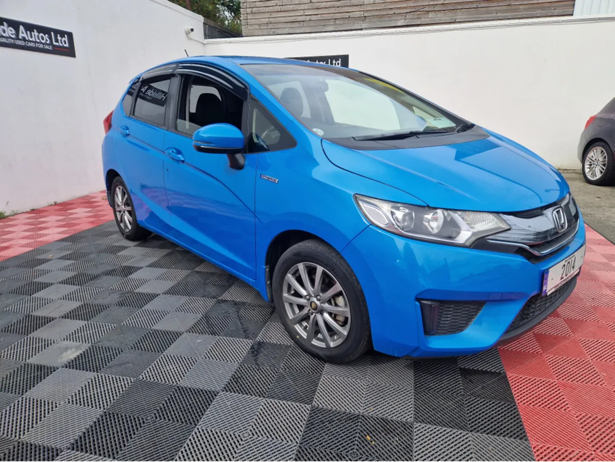 Honda Fit L-PACKAGE 1.5 HYBRID,AUTOMATIC - Image 3